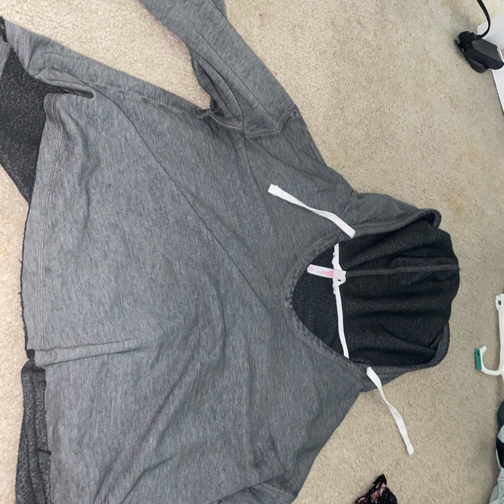 Bell sleeve cropped hoodie